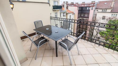 Legerova 33 Apartments Прага Экстерьер фото